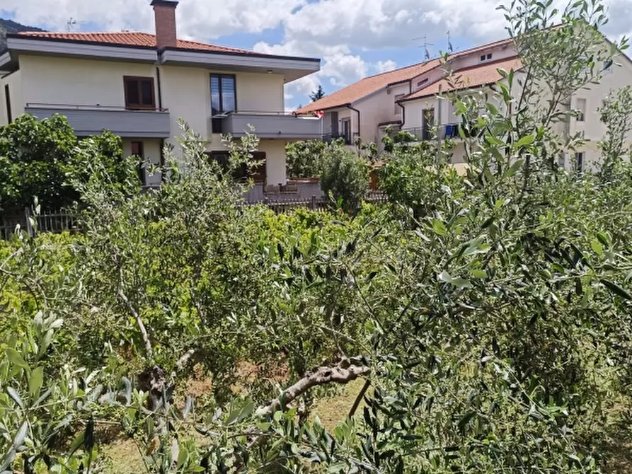 Immagine 7 di Villa in vendita  a Pesche
