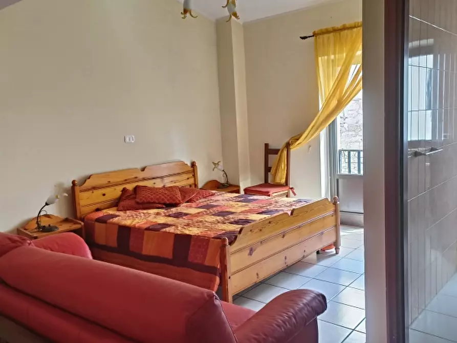 Immagine 17 di Casa indipendente in vendita  a Sessano Del Molise