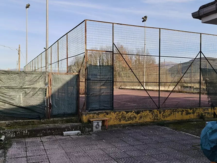 Immagine 13 di Attività commerciale in vendita  a Macchia D'isernia