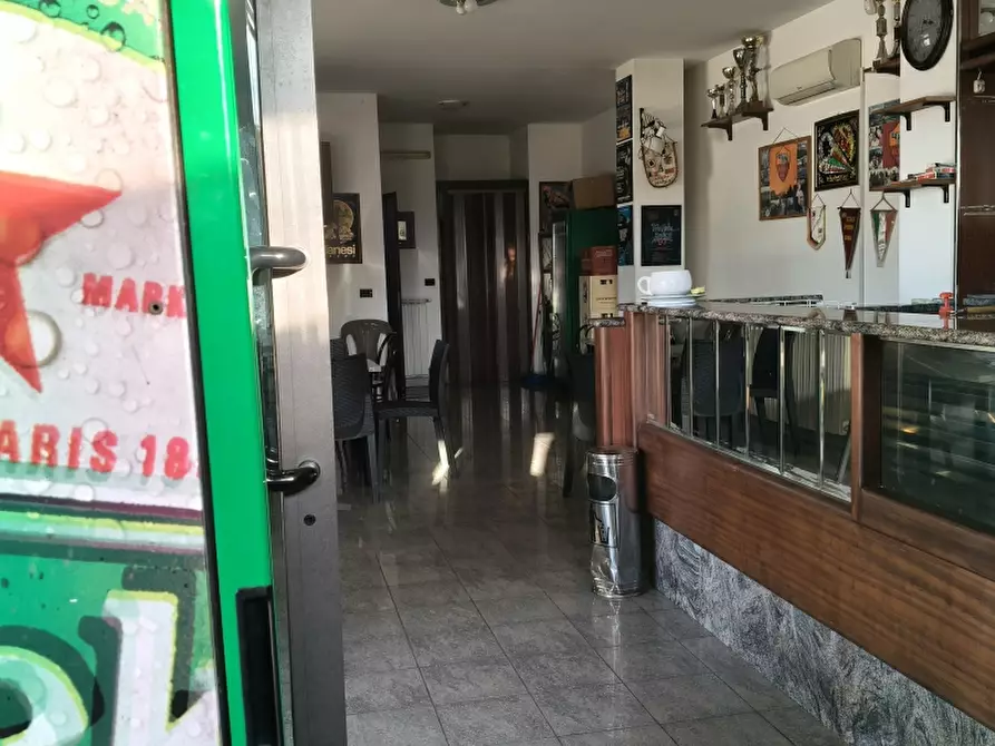 Immagine 5 di Attività commerciale in vendita  a Macchia D'isernia