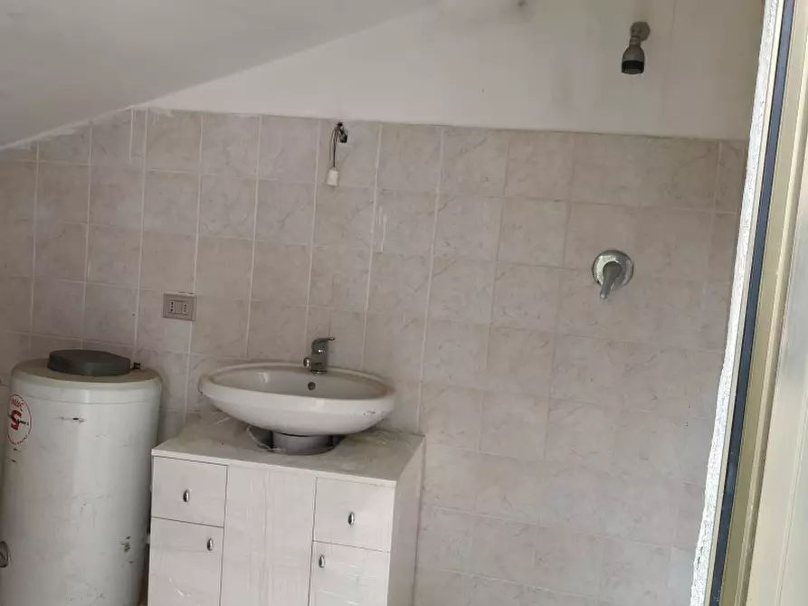 Immagine 17 di Appartamento in vendita  a Cerro Al Volturno