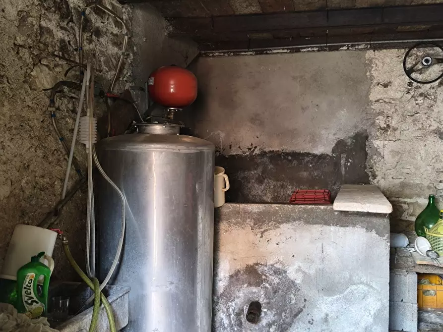 Immagine 35 di Casa indipendente in vendita  a Carpinone