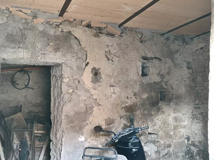 Immagine 36 di Casa indipendente in vendita  a Carpinone