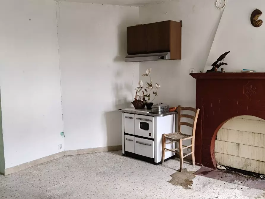 Immagine 15 di Casa indipendente in vendita  a Pietrabbondante