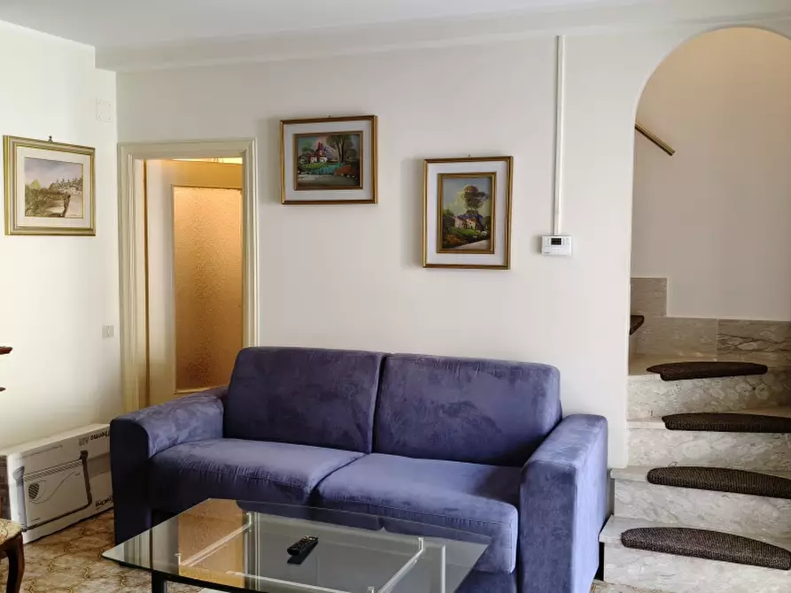 Immagine 8 di Casa indipendente in vendita  a Carpinone