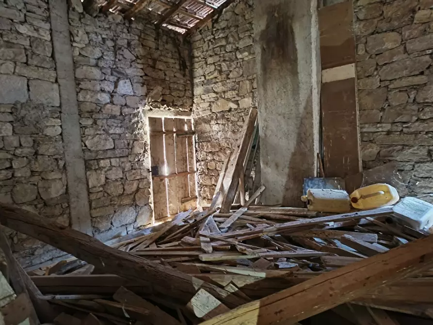 Immagine 14 di Casa indipendente in vendita  a Isernia