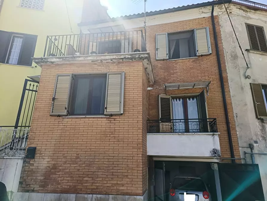 Immagine 2 di Casa indipendente in vendita  a Colli A Volturno