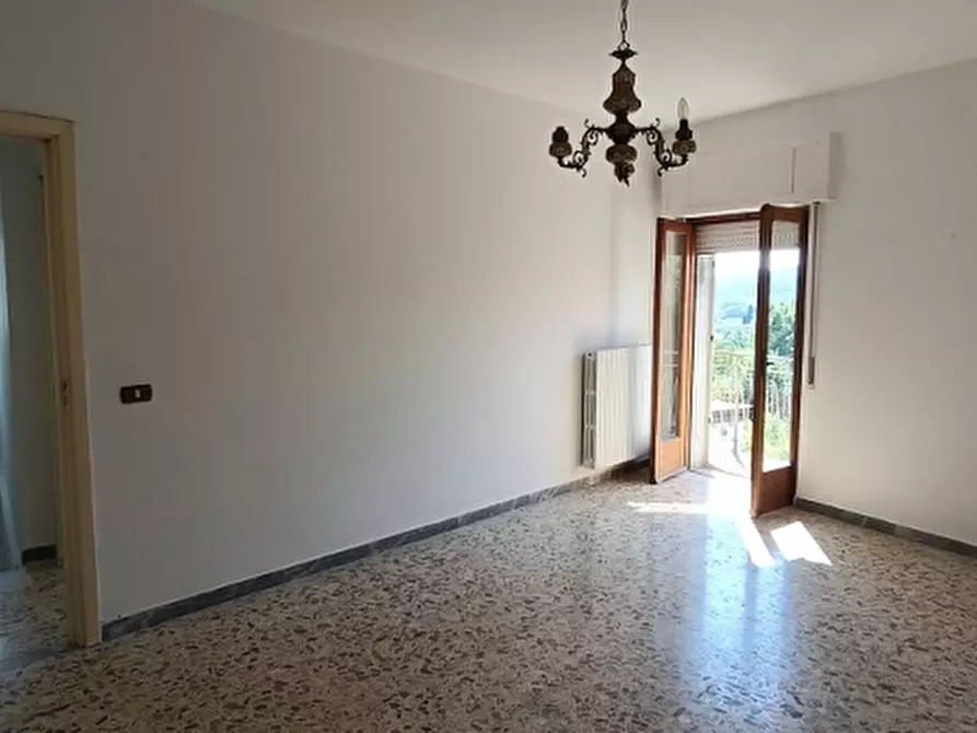 Immagine 13 di Casa indipendente in vendita  a Isernia
