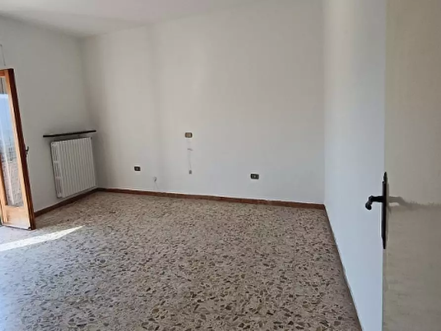Immagine 14 di Casa indipendente in vendita  a Isernia