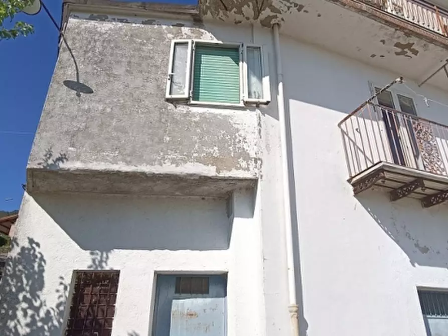 Immagine 21 di Casa indipendente in vendita  a Isernia