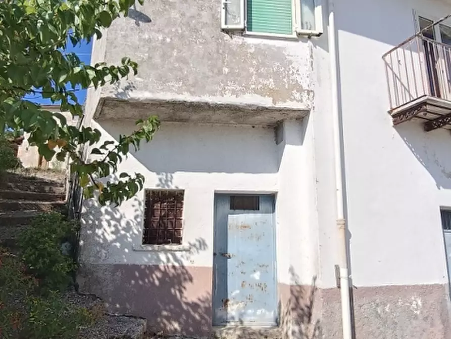 Immagine 22 di Casa indipendente in vendita  a Isernia