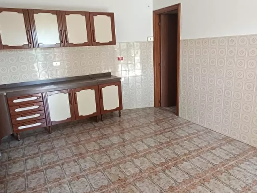 Immagine 5 di Casa indipendente in vendita  a Isernia