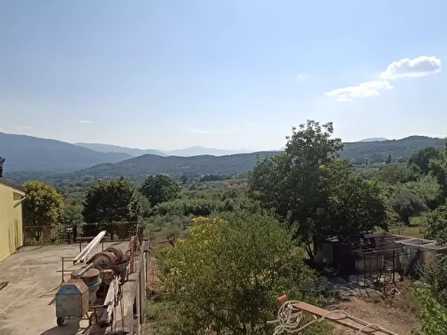 Immagine 10 di Casa indipendente in vendita  a Isernia