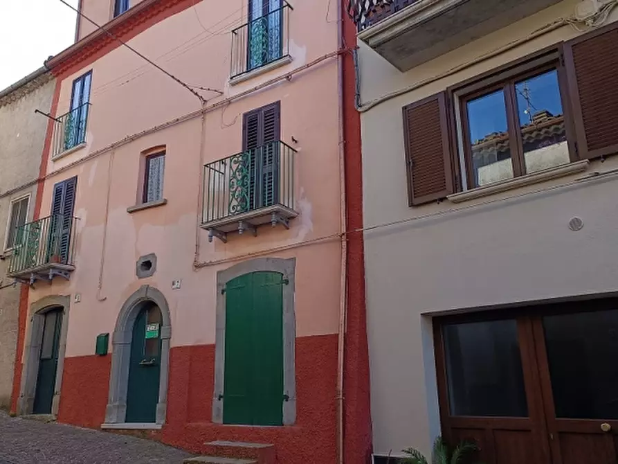 Immagine 1 di Casa indipendente in vendita  a Chiauci