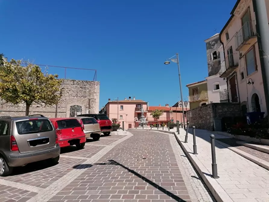 Immagine 3 di Locale commerciale in vendita  a Fornelli