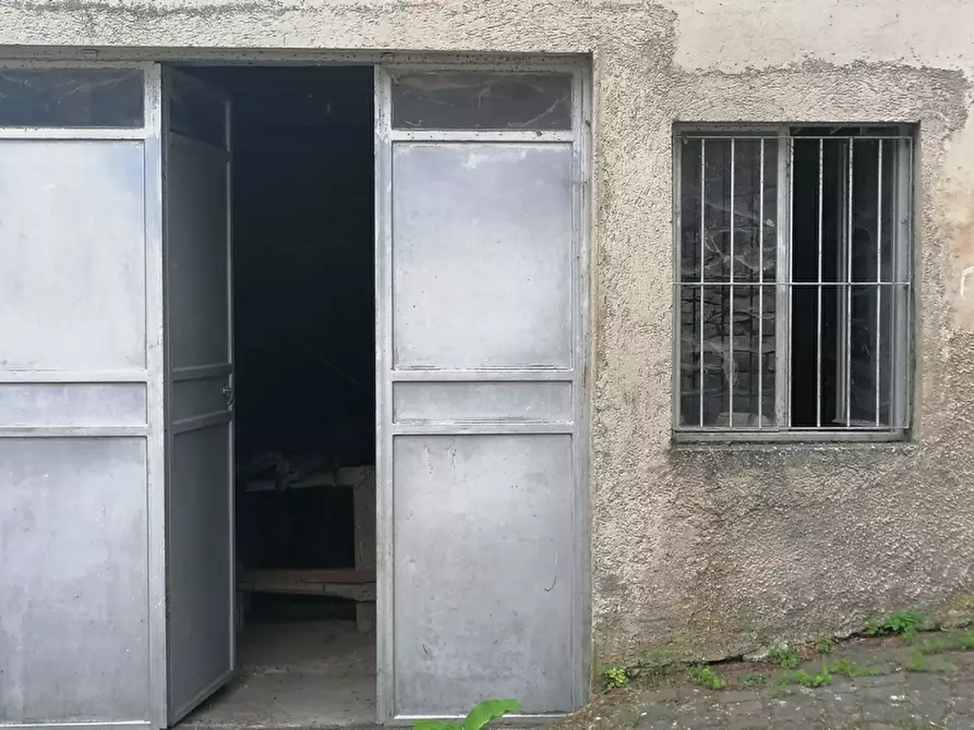 Immagine 3 di Casa indipendente in vendita  a Sessano Del Molise
