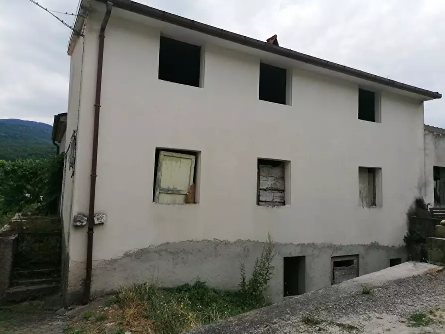 Immagine 4 di Casa indipendente in vendita  in Via Pescocupo a Sessano Del Molise