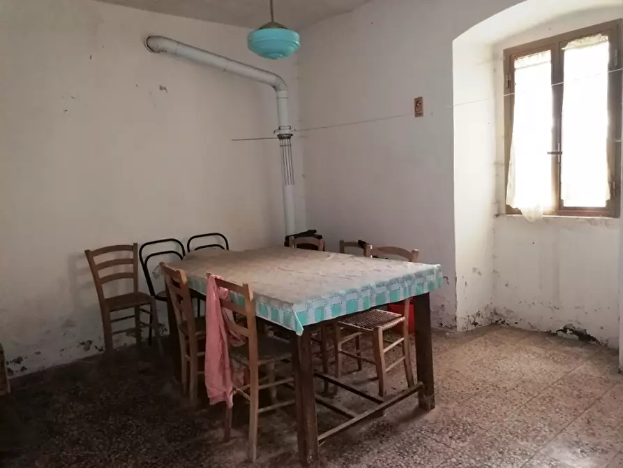 Immagine 5 di Casa indipendente in vendita  a Sessano Del Molise