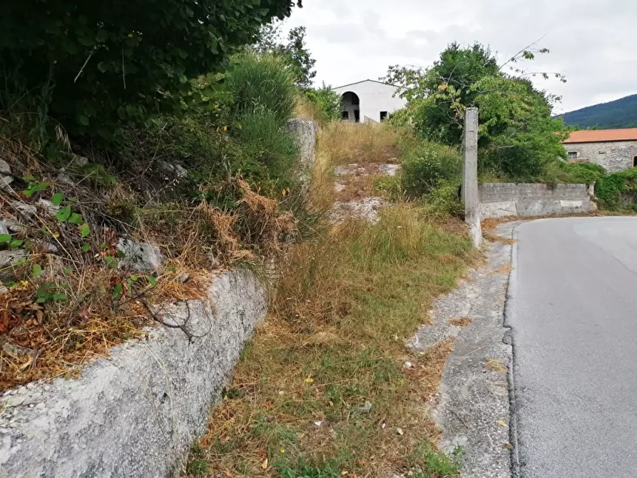 Immagine 6 di Casa indipendente in vendita  in Via Pescocupo a Sessano Del Molise