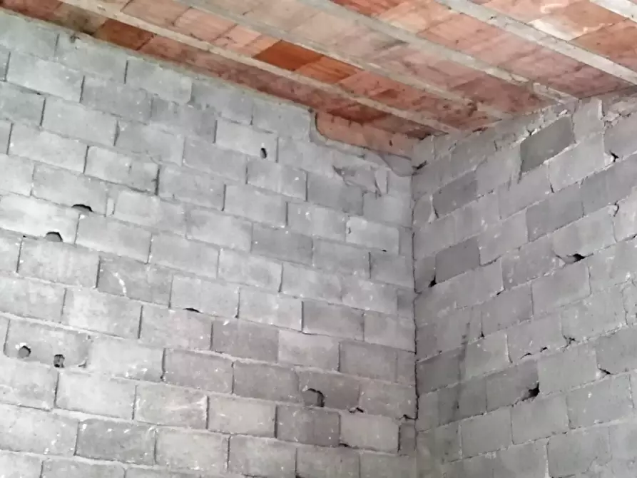 Immagine 6 di Casa indipendente in vendita  a Sessano Del Molise