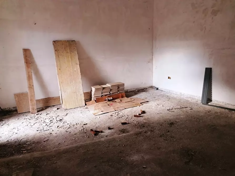 Immagine 7 di Casa indipendente in vendita  in via pescocupo a Sessano Del Molise