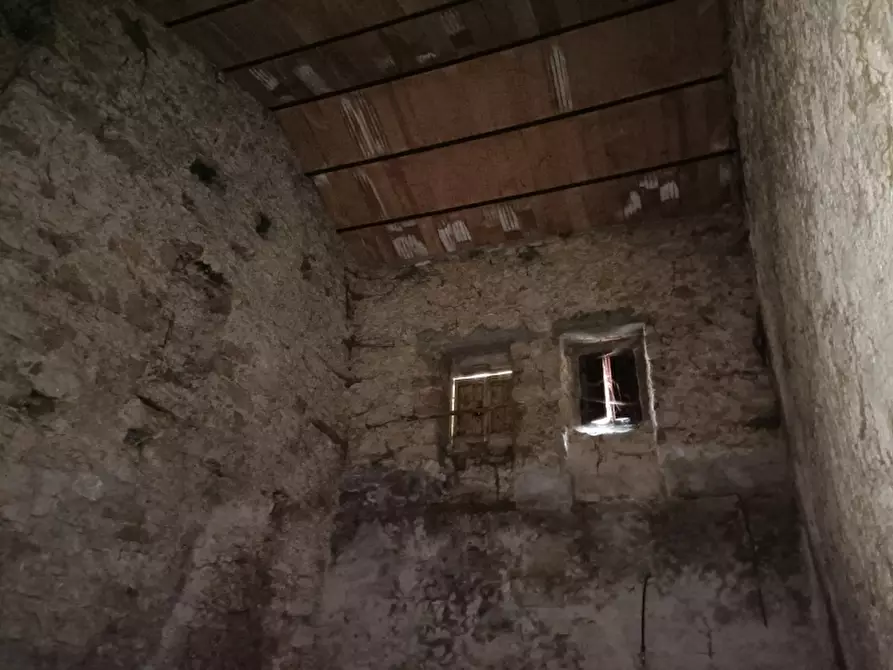 Immagine 9 di Casa indipendente in vendita  in VIA PITASSI a Ateleta