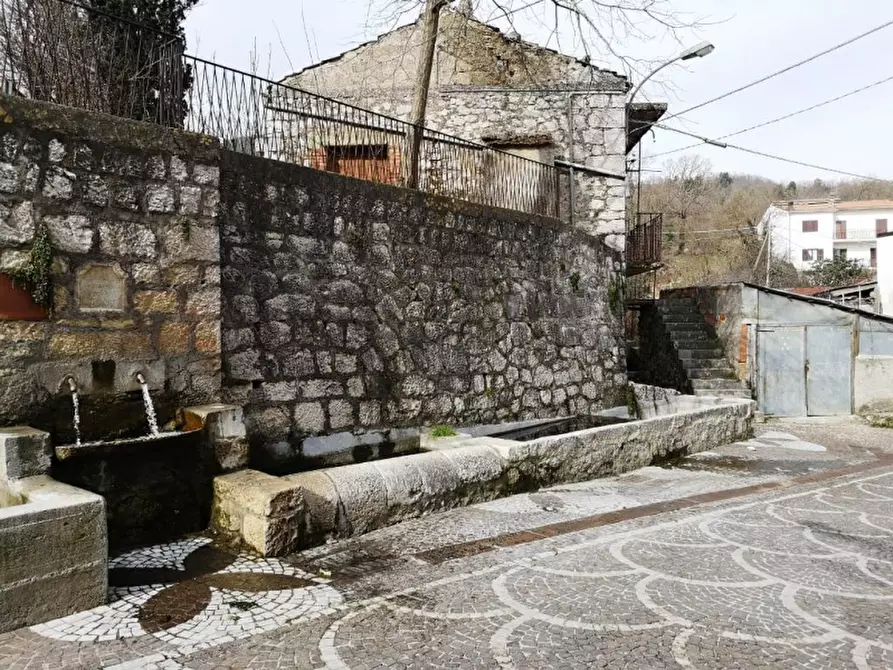 Immagine 10 di Casa indipendente in vendita  in Contrada Castelromano a Isernia