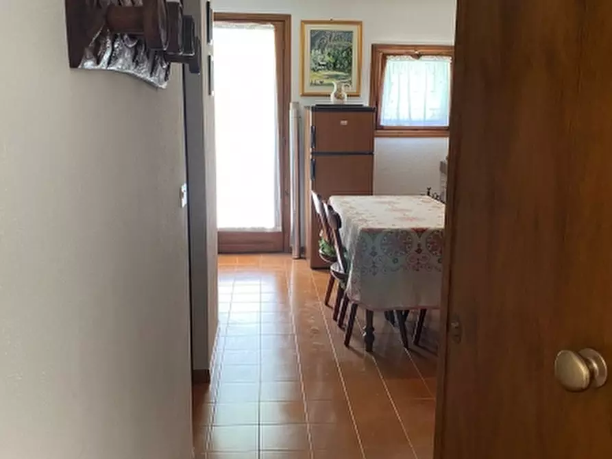 Immagine 2 di Monolocale in vendita  a Saint-Vincent