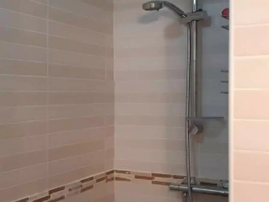 Immagine 9 di Appartamento in affitto  a Challand-Saint-Anselme