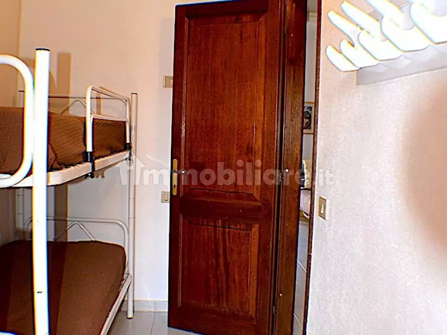 Immagine 10 di Villetta a schiera in affitto  in Via Como a San Teodoro