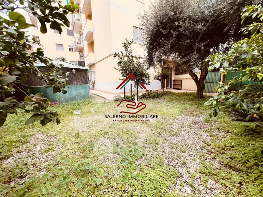 Immagine 1 di Appartamento in vendita  in Piazzale della Posta a Roma