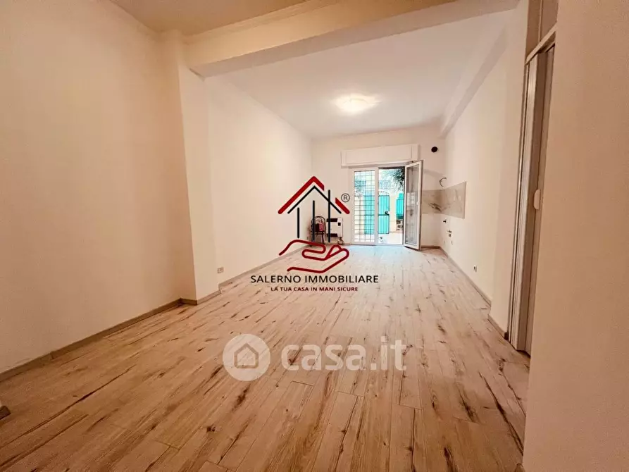 Immagine 10 di Appartamento in vendita  in Piazzale della Posta a Roma