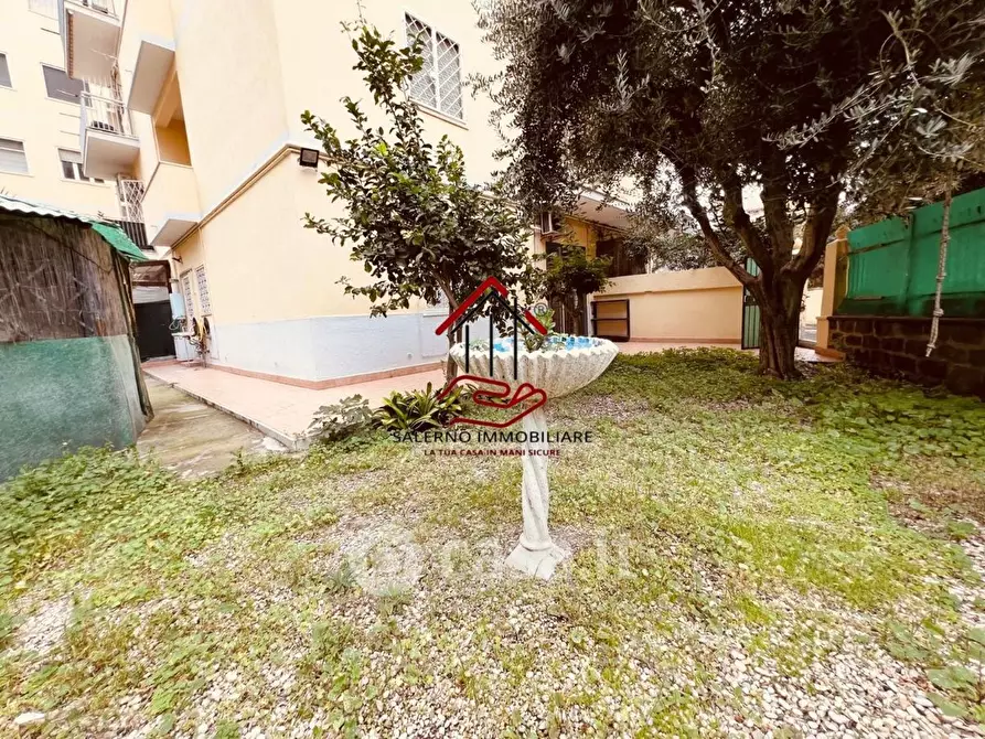 Immagine 12 di Appartamento in vendita  in Piazzale della Posta a Roma