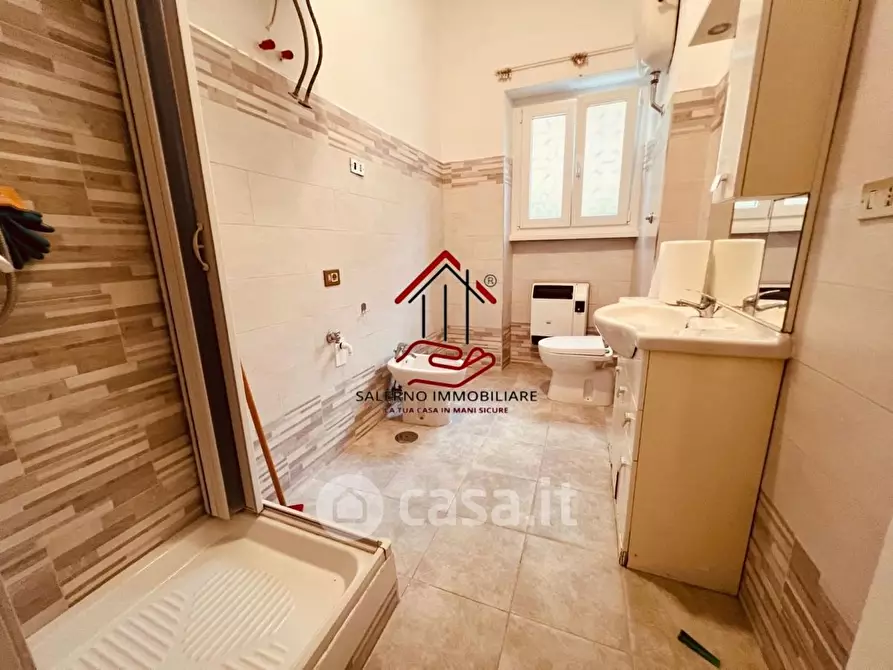 Immagine 4 di Appartamento in vendita  in Piazzale della Posta a Roma