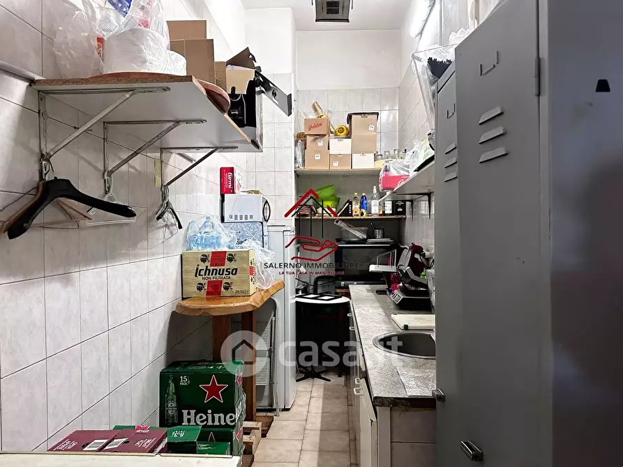 Immagine 24 di Attività commerciale in vendita  in Via della Magliana a Roma