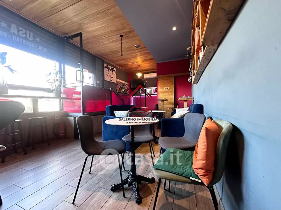 Immagine 33 di Attività commerciale in vendita  in Via della Magliana a Roma