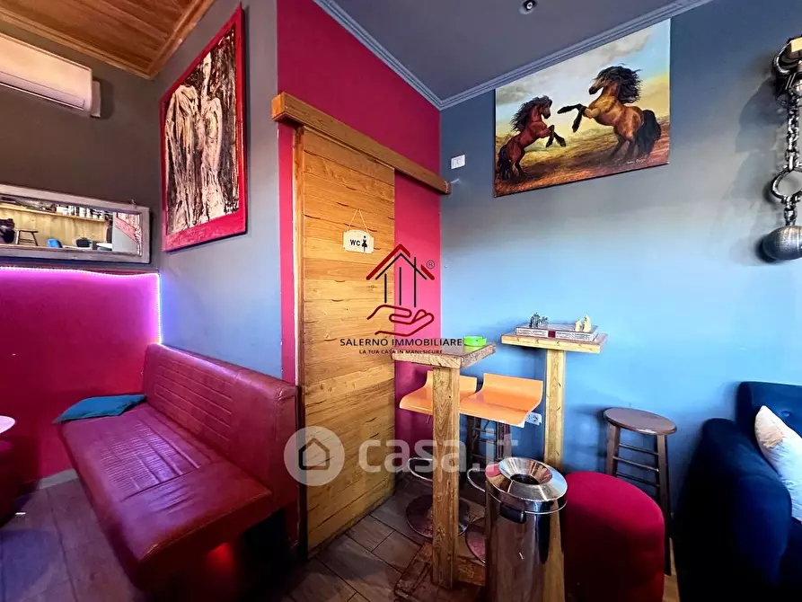 Immagine 5 di Attività commerciale in vendita  in Via della Magliana a Roma