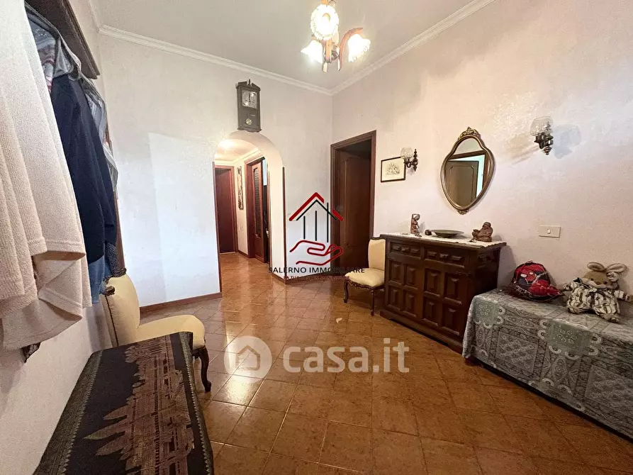 Immagine 10 di Appartamento in vendita  in Via di Valle Muricana a Roma