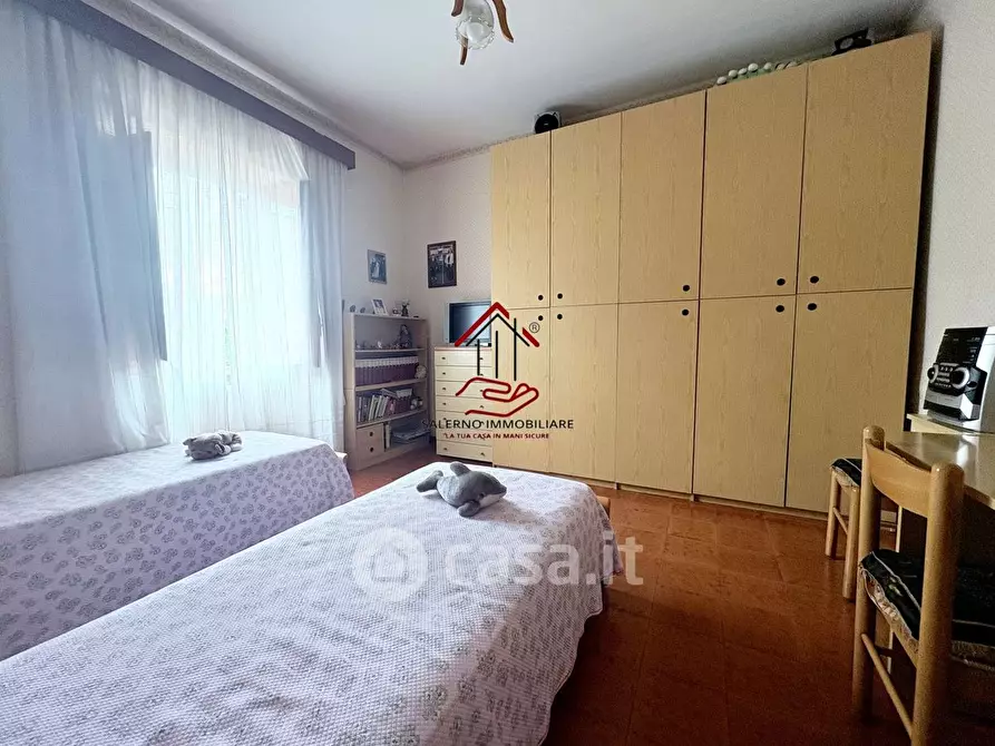 Immagine 11 di Appartamento in vendita  in Via di Valle Muricana a Roma