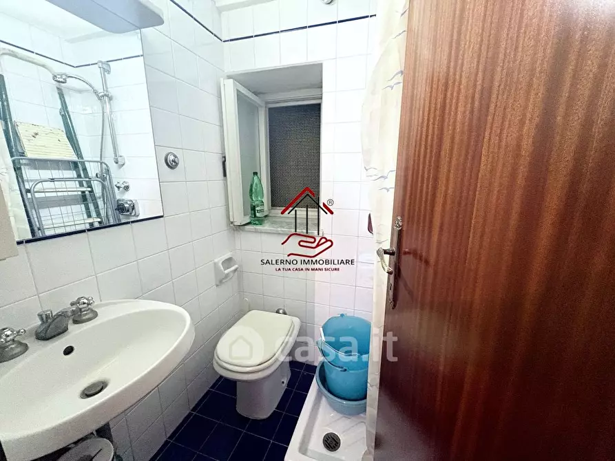 Immagine 19 di Appartamento in vendita  in Via di Valle Muricana a Roma