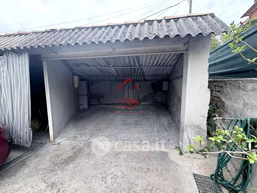 Immagine 26 di Appartamento in vendita  in Via di Valle Muricana a Roma