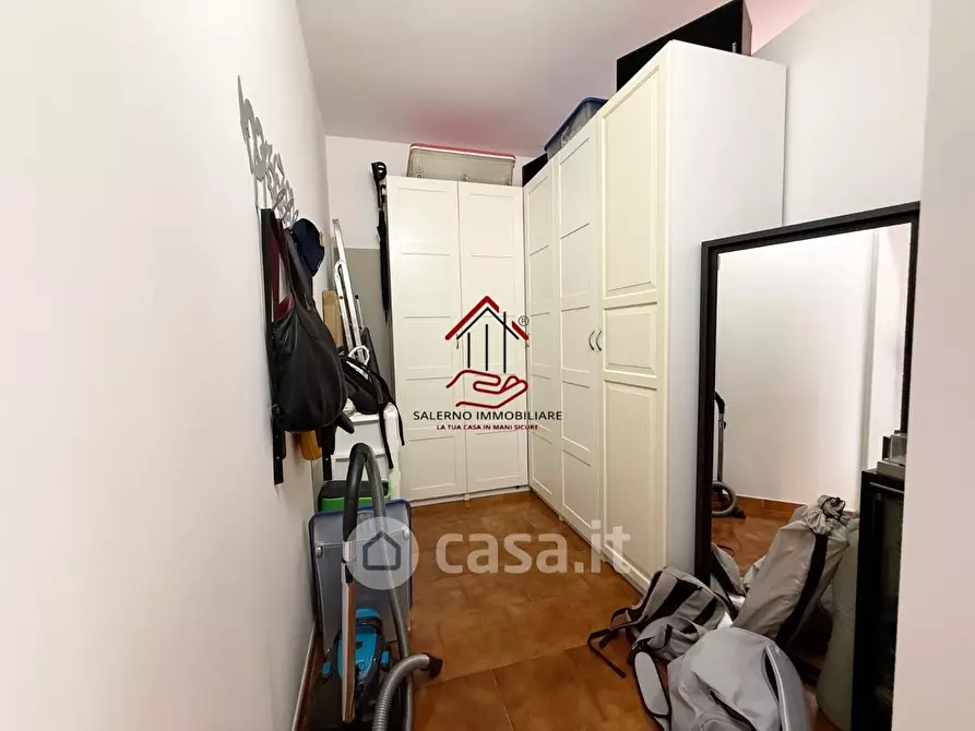 Immagine 11 di Appartamento in vendita  in Via Viggiù a Roma