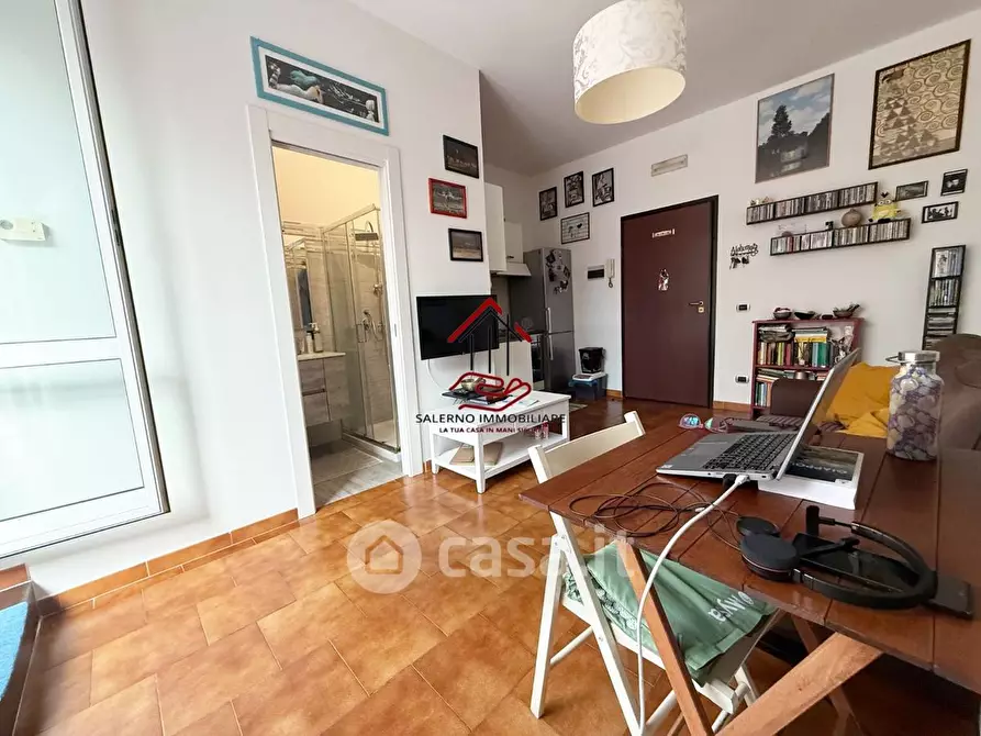 Immagine 3 di Appartamento in vendita  in Via Viggiù a Roma