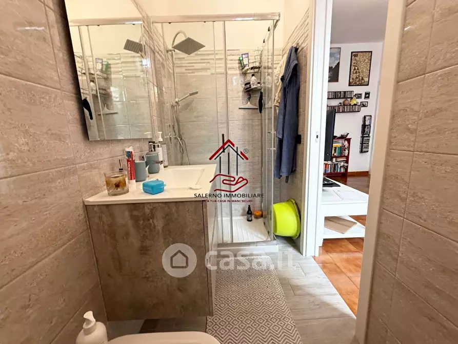 Immagine 9 di Appartamento in vendita  in Via Viggiù a Roma