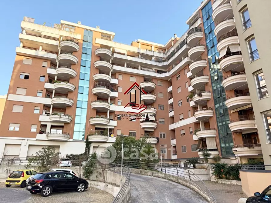 Immagine 1 di Appartamento in vendita  in Via Francesco Menzio a Roma