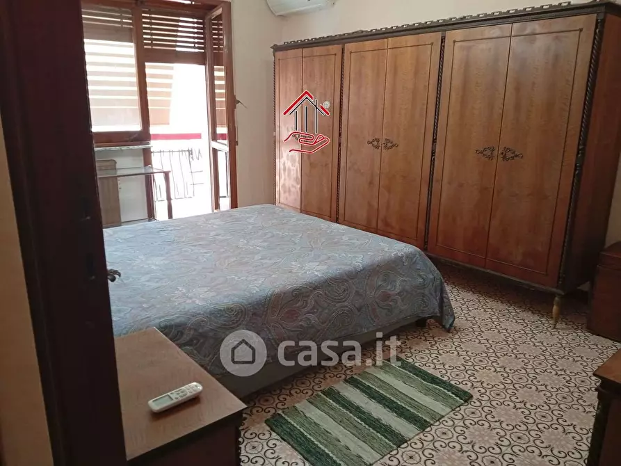 Immagine 2 di Appartamento in vendita  in Via delle Nereidi 36 a Roma