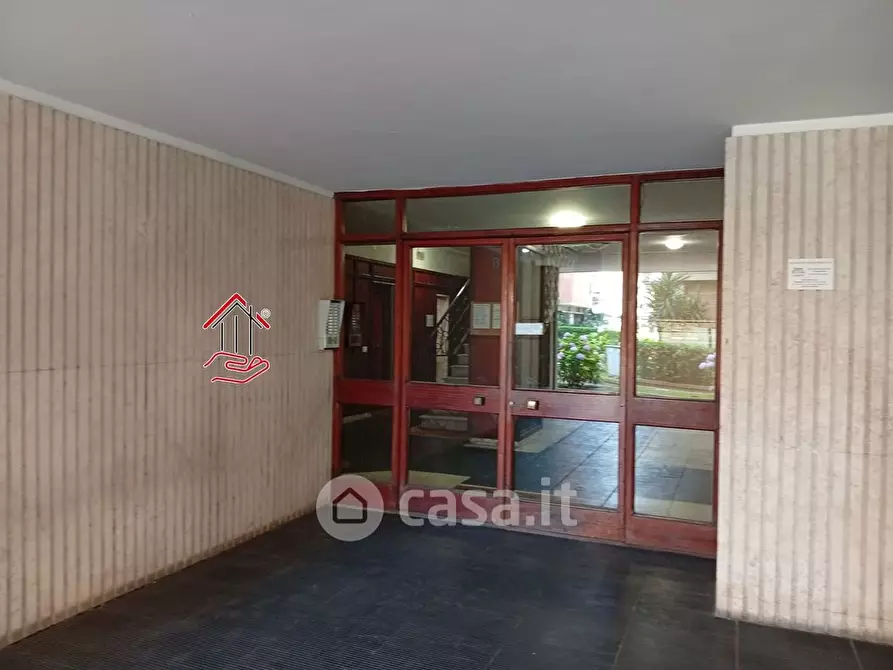 Immagine 20 di Appartamento in vendita  in Via delle Nereidi 36 a Roma