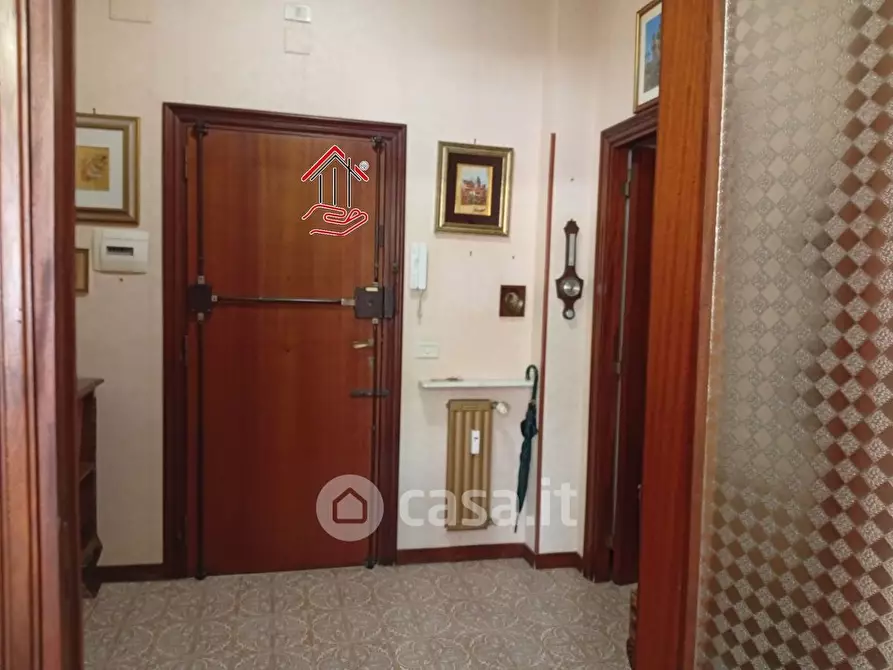 Immagine 28 di Appartamento in vendita  in Via delle Nereidi 36 a Roma