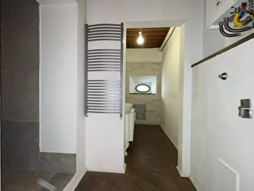 Immagine 32 di Appartamento in vendita  in scali manzoni 31 31 a Livorno