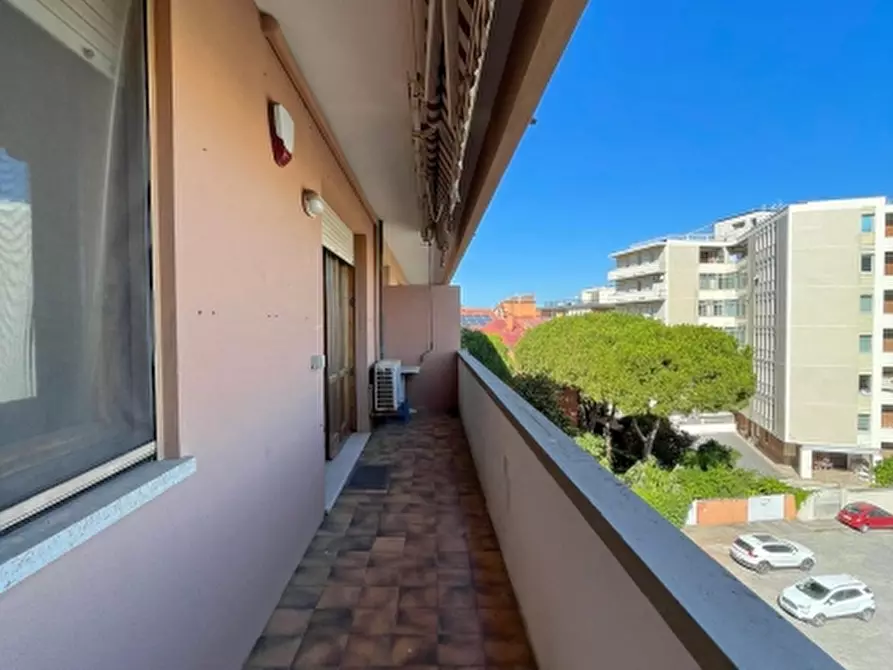 Immagine 10 di Appartamento in vendita  a Livorno